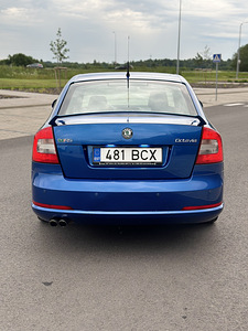 Skoda Octavia VRS DSG (5 foto / 12)