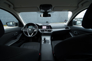 BMW 318 Sportline (14 foto / 14)