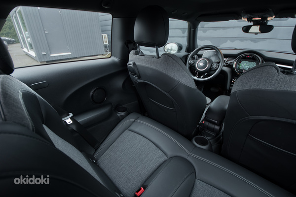 MINI Cooper SE Facelift Sport (фото #10)
