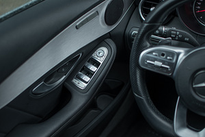 Mercedes-Benz C 220 AMG Business Plus Equipment line (14 foto / 15)