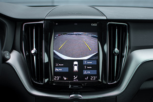 Volvo XC60 R-DESIGN 2.0 R-Design; SAFE PRO (12 foto / 15)