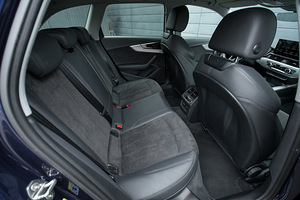 Audi A4 35TDI S-LINE (12 foto / 15)