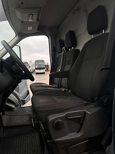 Ford Transit 2.2 92kW (9 foto / 15)