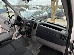 Volkswagen Crafter LONG Dabl Cabina 2.0 100kW (12 foto / 15)