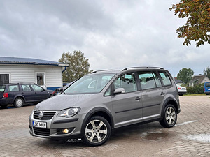 Volkswagen Touran CROSS 1.9 77kW (4 foto / 15)