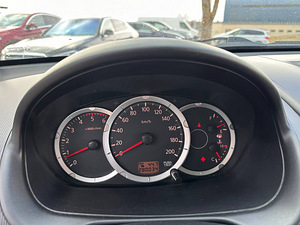 Mitsubishi L200 2.5 100kW (11 foto / 15)