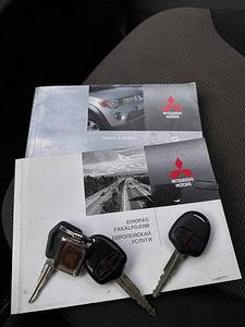Mitsubishi L200 2.5 100kW (15 foto / 15)