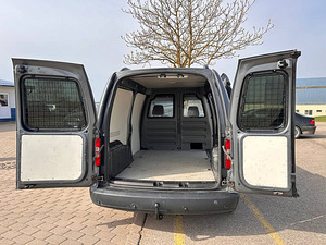 Volkswagen Caddy Maxi 1.6 75kW (6 foto / 15)
