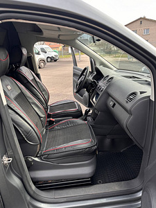Volkswagen Caddy Maxi 1.6 75kW (14 foto / 15)