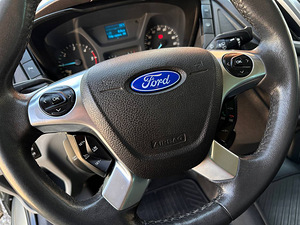 Ford Transit 2.2 114kW (8 foto / 15)