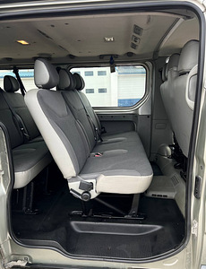 Opel Vivaro Long Passenger 2.0 84kW (12 foto / 15)