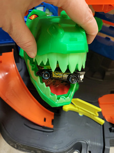 Müüa Hot Wheels Ultimate Garage mängukomplekt (5 foto / 7)