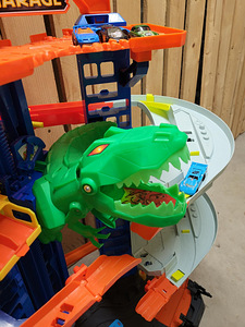 Müüa Hot Wheels Ultimate Garage mängukomplekt (7 foto / 7)