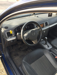 Opel (9 фото из 15)
