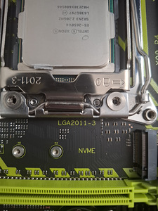 Игровая материнская плата (Gaming Motherboard) (3 фото из 10)