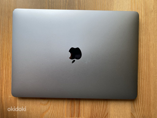 MacBook Pro 13 дюймов, 2020 год, 16 ГБ (фото #1)