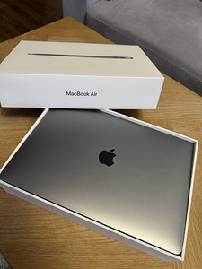 MacBook Air (Retina, 13-inch, 2019)