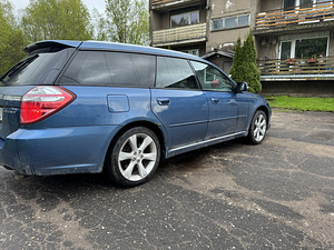 Subaru Legacy 3.0i 180kw SI-drive (3 foto / 7)