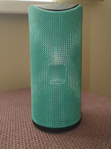 JBL (3 фото из 4)