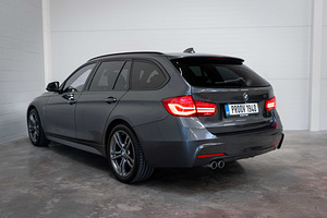 BMW 320 M-Sportpakett xDrive 2.0 140kW (2 foto / 15)