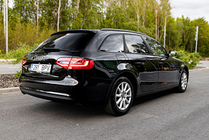 Audi A4 Facelift 2.0 TDi 105kW (5 foto / 15)