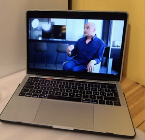 MacBook Pro 2019, i5 2.4 GHz, 8 Gb RAM, 512 Gb SSD (1 foto / 2)