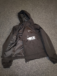 Nike jope suurus L (2 foto / 2)