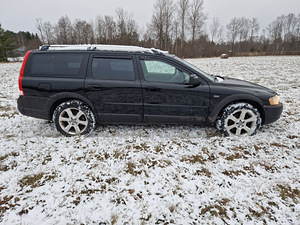 Volvo XC70 (5 foto / 9)