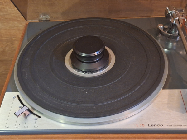 Lenco L75