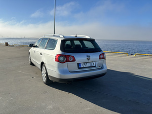 Volkswagen Passat B6 (3 foto / 15)