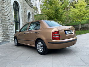 SKODA FABIA / ÜV 04.2025 (3 foto / 15)
