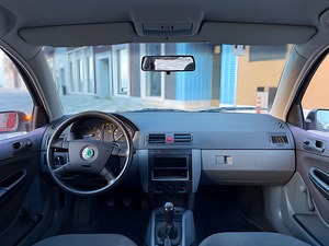 SKODA FABIA / ÜV 10.2024 (14 foto / 15)