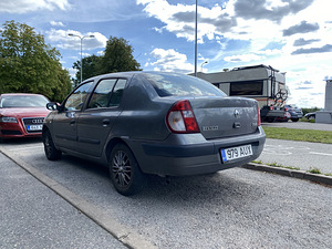 RENAULT THALIA / TÜV 06.2025 (5 foto / 15)