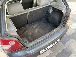 VOLKSWAGEN POLO / 1.4 BENSIIN / ÜV 07.2025 (6 foto / 14)