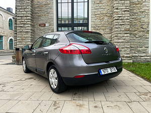 RENAULT MEGANE / ÜV 12.2024 (3 foto / 15)