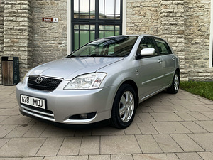 TOYOTA COROLLA / HOOLDUSRAAMAT / TÜV (1 foto / 15)