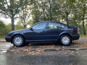 VOLKSWAGEN BORA 1.9 DIISEL / ÜV 12.2024 (2 foto / 15)