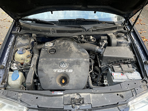 VOLKSWAGEN BORA 1.9 DIISEL / ÜV 12.2024 (6 foto / 15)
