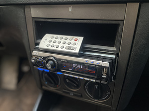 VOLKSWAGEN BORA 1.9 DIISEL / ÜV 12.2024 (11 foto / 15)