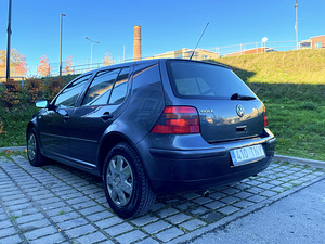 VOLKSWAGEN GOLF 4 / TÜV 08.2025 (4 foto / 13)