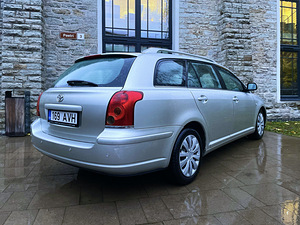 TOYOTA AVENSIS AUTOMAAT / ÜV 08.2025 (3 foto / 15)