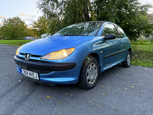 PEUGEOT 206 / TÜV 10.2025 (1 foto / 12)