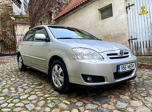 TOYOTA COROLLA / АВТОМАТ / ТО 08.2025 (2 фото из 15)