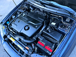 VOLVO V40 / DIISEL / AVARIIVABA / ÜV 03.2025 (6 foto / 15)