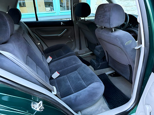 VOLKSWAGEN GOLF 4 / VELUUR / TÜV 04.2026 (8 foto / 15)