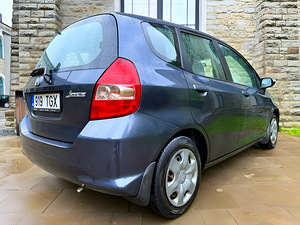 HONDA JAZZ / AUTOMAAT / ÜV 11.2025 (3 foto / 15)