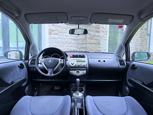 HONDA JAZZ / AUTOMAAT / ÜV 11.2025 (9 foto / 15)