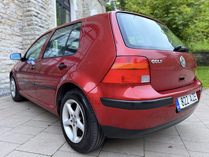 VOLKSWAGEN GOLF 4 / 1 OMANIK / AVARIIVABA / ÜV 08.2026 (4 foto / 15)
