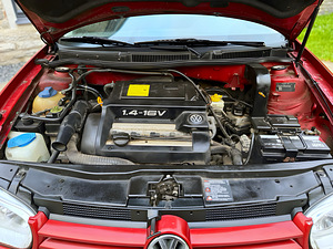 VOLKSWAGEN GOLF 4 / 1 OMANIK / AVARIIVABA / ÜV 08.2026 (6 foto / 15)