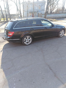 Mercedes-Benz C 200 (3 foto / 6)